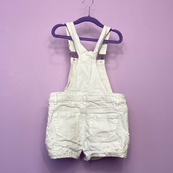 Girls White Short overall with embroidery (6) - Picture 2 of 3